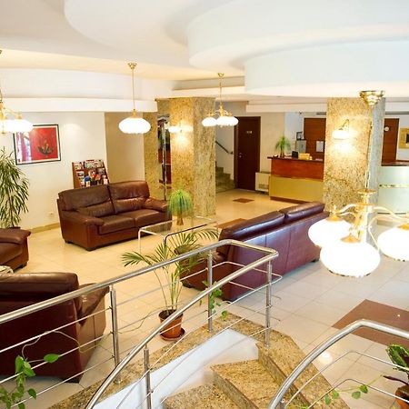 Samaa Hotel Boekarest Buitenkant foto