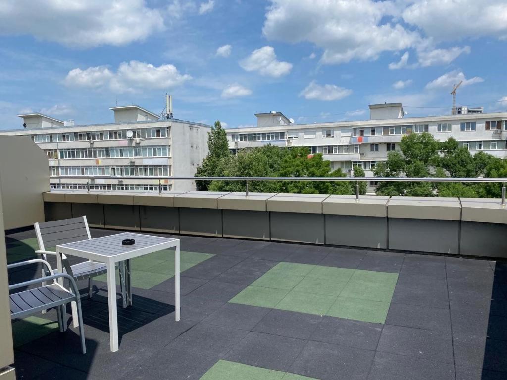 Samaa Hotel Boekarest Buitenkant foto